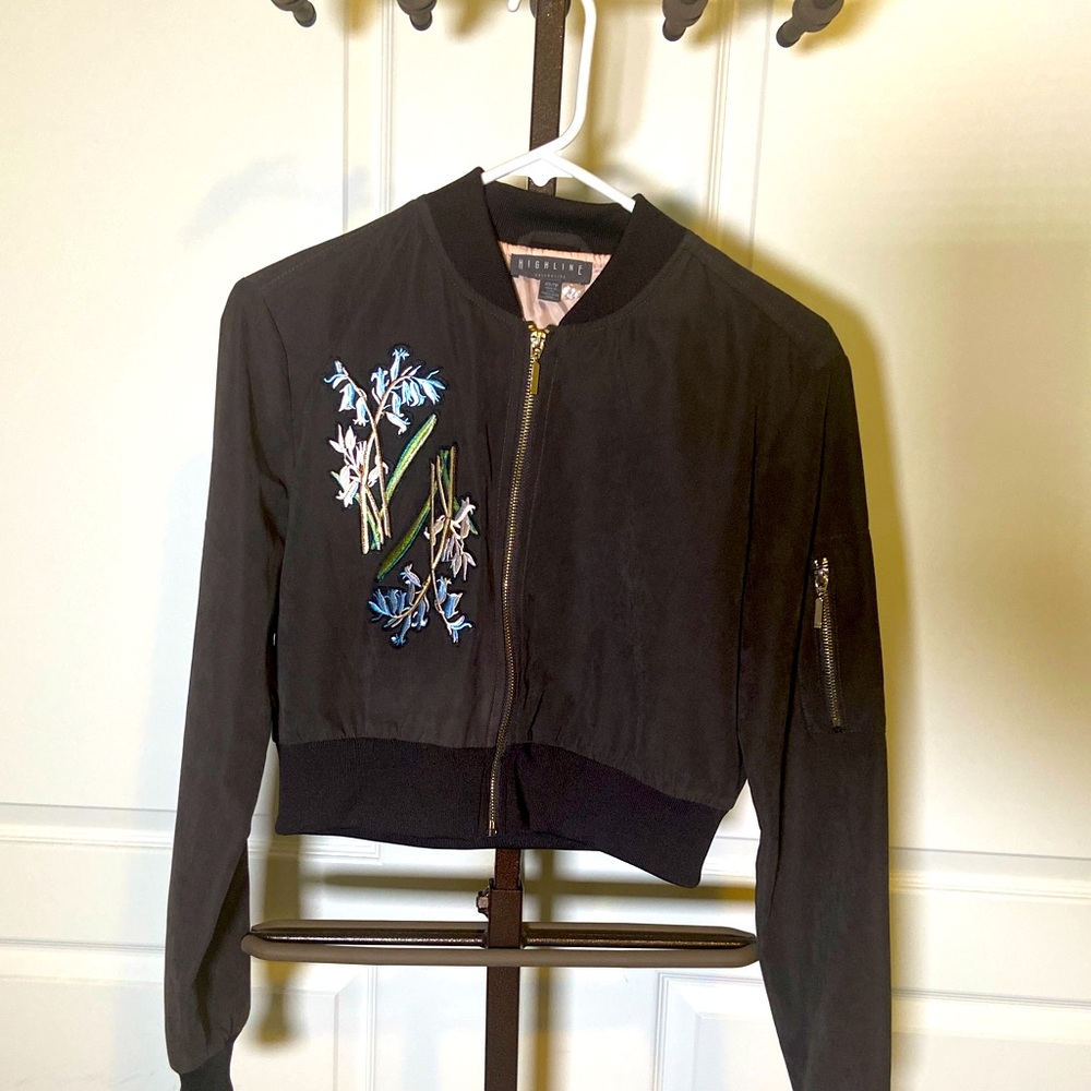 Crop bomber jacket